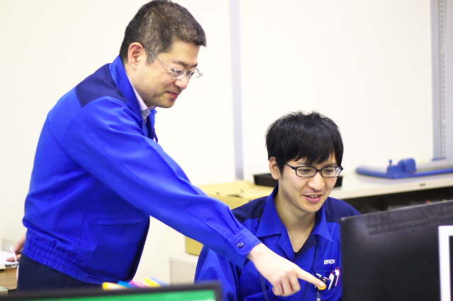 先輩社員の声(産業用印刷機生産管理部門)