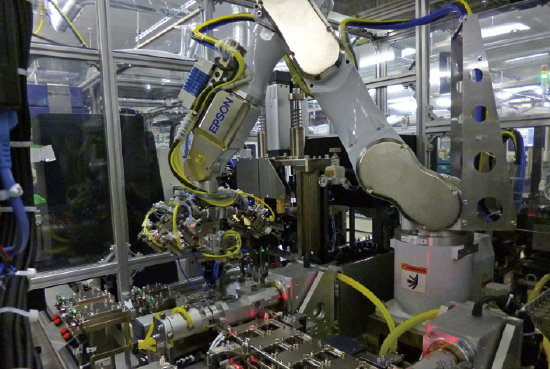 自動生産ラインの組立ロボット